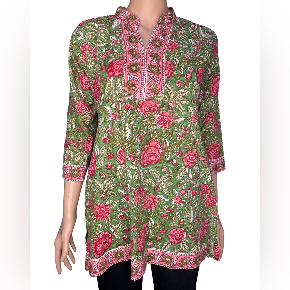 Crafthouse Green and Pink 3/4 Sleeve Floral Split Neck Tunic Small